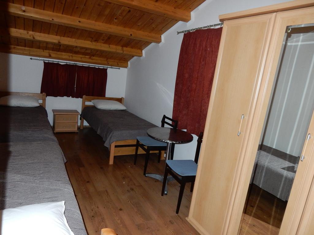 Guesthouse Zagora Pula Buitenkant foto