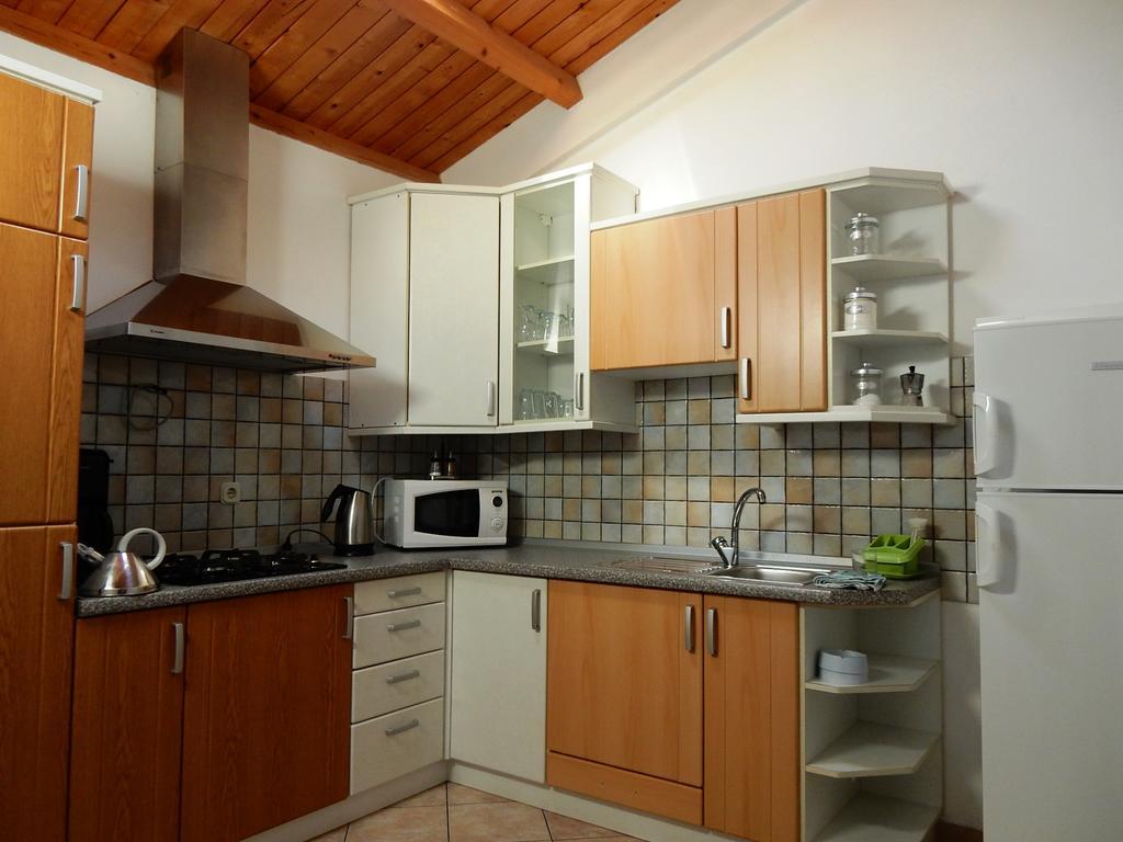 Guesthouse Zagora Pula Buitenkant foto